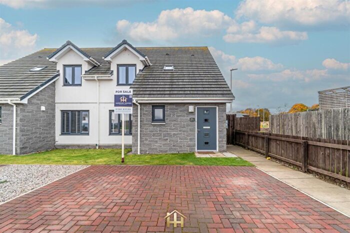 3 Bedroom House For Sale In Castleview Place, Dundee, DD4