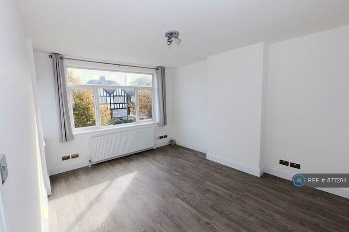 1 Bedroom Flat To Rent In Parkside Way, Harrow, HA2