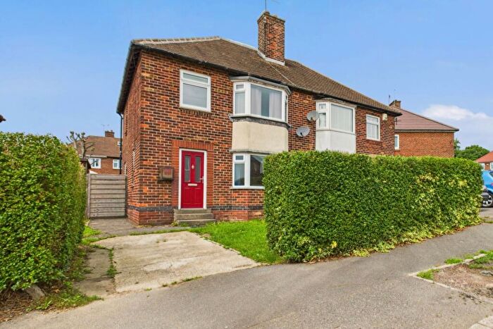 3 Bedroom Semi-Detached House For Sale In Rosser Avenue, Charnock., S12