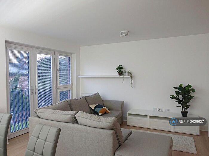 1 Bedroom Flat To Rent In Mansionhouse Court, Glasgow, G41