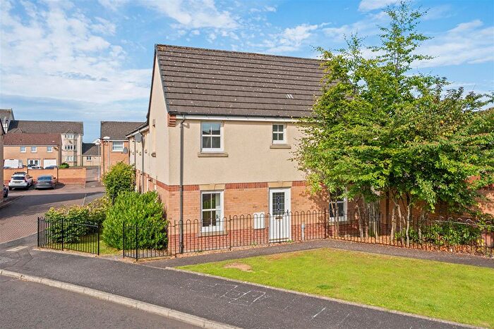3 Bedroom End Of Terrace House For Sale In Reid Crescent, Bathgate, EH48