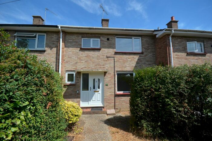 3 Bedroom Property To Rent In Stanes Road, Braintree, CM7