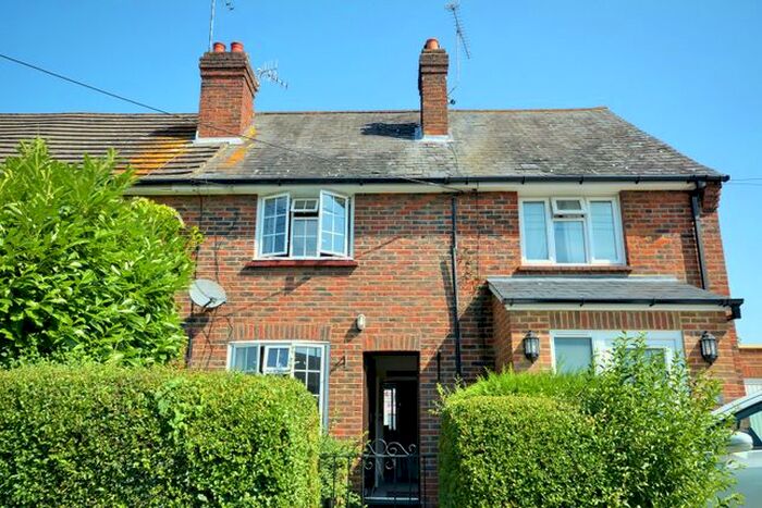 2 Bedroom Terraced House To Rent In Smallfield, Surrey, RH6