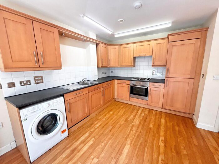 2 Bedroom Apartment To Rent In Saturday Bridge, B1