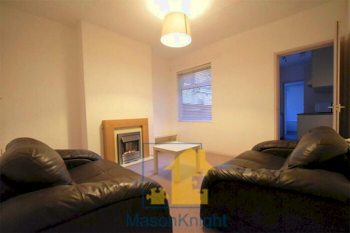 4 Bedroom End Of Terrace House To Rent In / Academic Year Newly Refurbished Double Bedroom Student House Westminster Road Selly Oak, Free Ultrafast M, B29