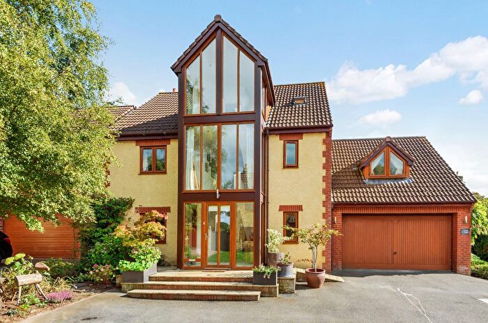 5 Bedroom Detached House For Sale In Green Lane, Ilminster, Somerset, TA19