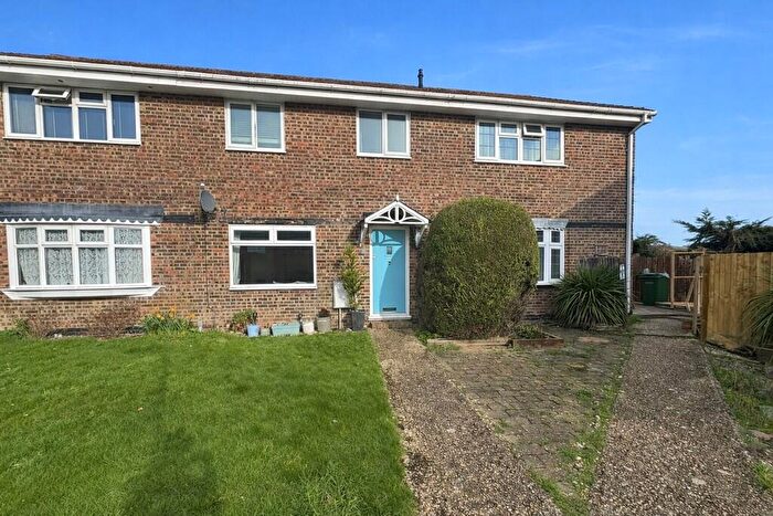 4 Bedroom Terraced House For Sale In Henley Gardens, Fareham, PO15