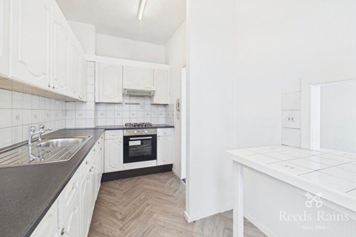 2 Bedroom Apartment To Rent In Horncliffe Road, Blackpool, Lancashire, FY4