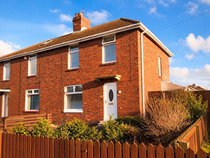 3 Bedroom Terraced House To Rent In Croxdale Gardens, Gateshead, NE10
