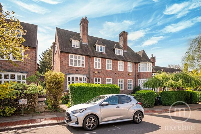 5 Bedroom Semi Detached House For Sale In Rotherwick Road, Hampstead Garden Suburb, NW11