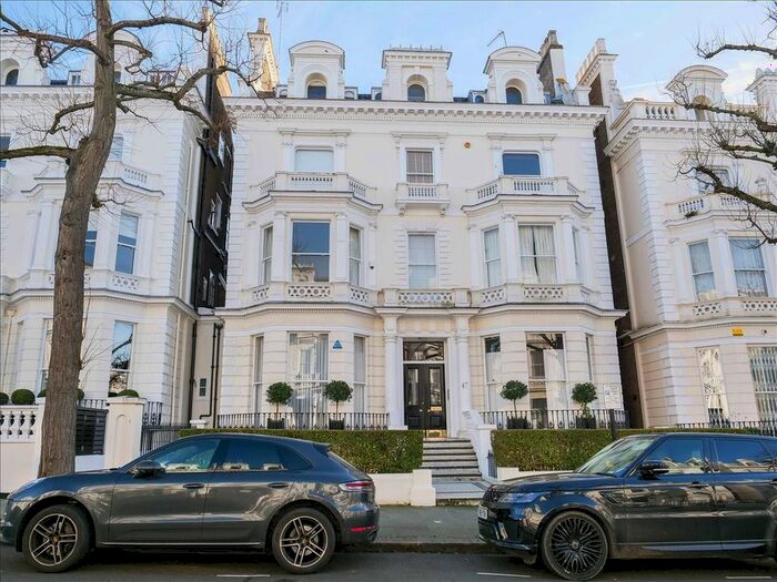 2 Bedroom Flat To Rent In Holland Park, London, W11