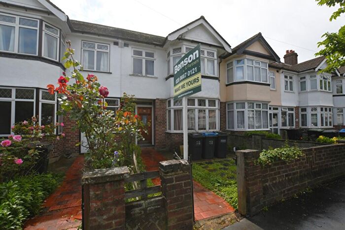 3 Bedroom Terraced House For Sale In Davidson Road, Croydon, CR0