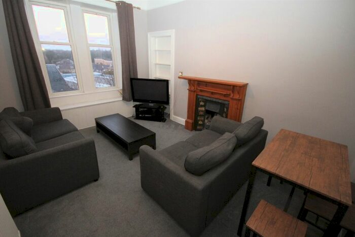 2 Bedroom Flat To Rent In Broughton Road, Broughton, Edinburgh, EH7