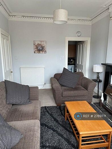 2 Bedroom Flat To Rent In Roseburn St, Edinburgh, EH12