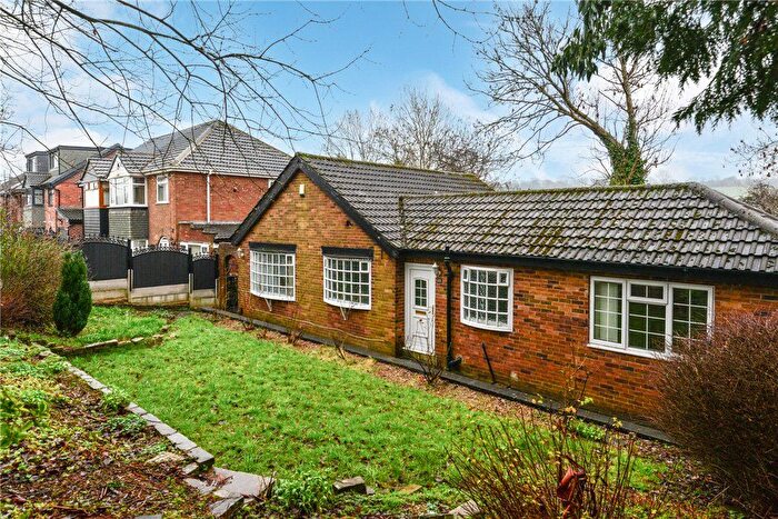 4 Bedroom Bungalow For Sale In Leaventhorpe Avenue, Bradford, West Yorkshire, BD8