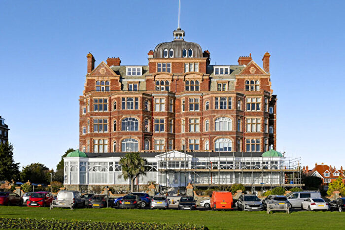 1 Bedroom Flat For Sale In The Grand, The Leas, Folkestone, CT20