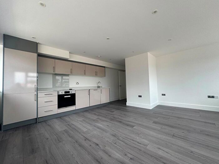 2 Bedroom Flat To Rent In High Street, Swanley, BR8