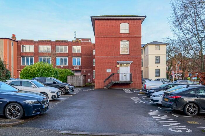 1 Bedroom Flat To Rent In Newbury, Berkshire, RG14