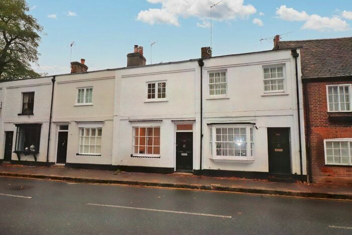 2 Bedroom Property To Rent In West Street, Marlow, SL7