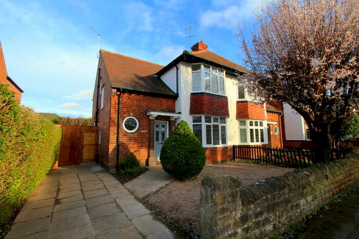 3 Bedroom Semi-Detached House To Rent In Harrow Road, West Bridgford, NG2