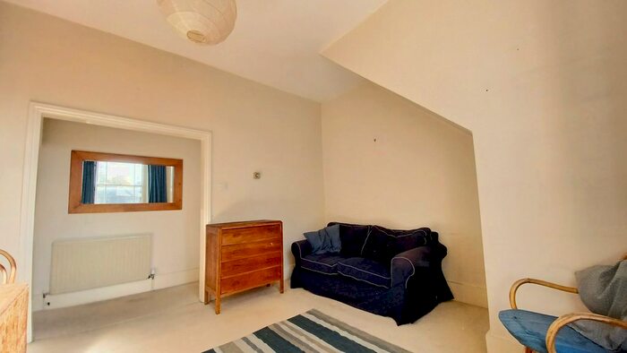 1 Bedroom Flat To Rent In St Paul's Road, Islington, N1