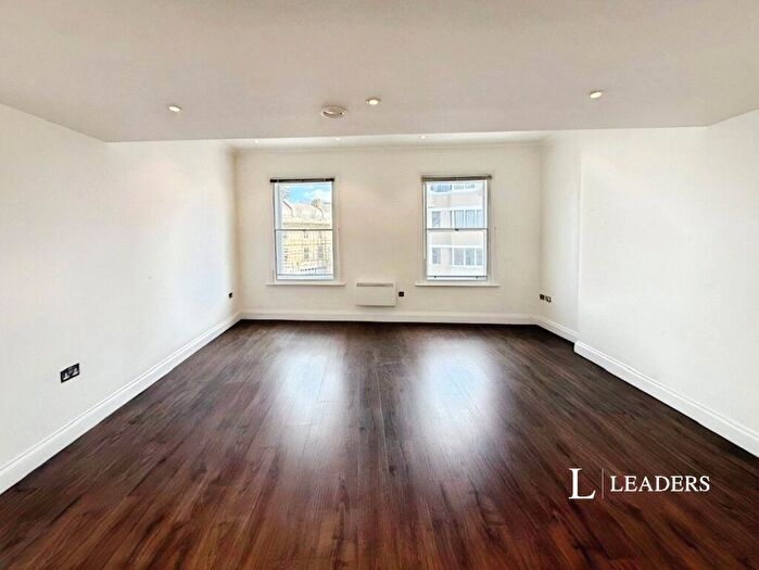 2 Bedroom Flat To Rent In East Street, Brighton, East Sussex, BN1