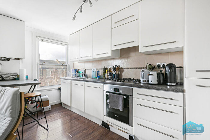 3 Bedroom Apartment To Rent In Huddleston Road, Tufnell Park, London, N7