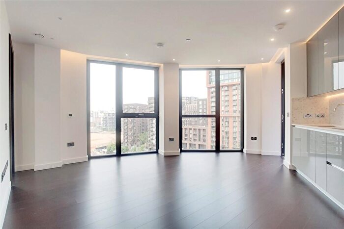 2 Bedroom Apartment To Rent In Haines House, The Residence, Nine Elms, SW11