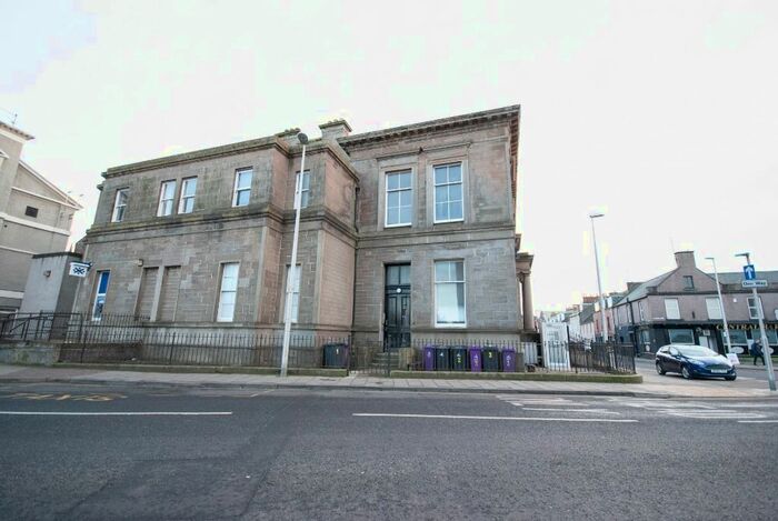 2 Bedroom Flat To Rent In Gravesend, Arbroath, Angus, DD11