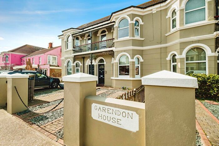 3 Bedroom Apartment For Sale In Navarino Road, Worthing, BN11