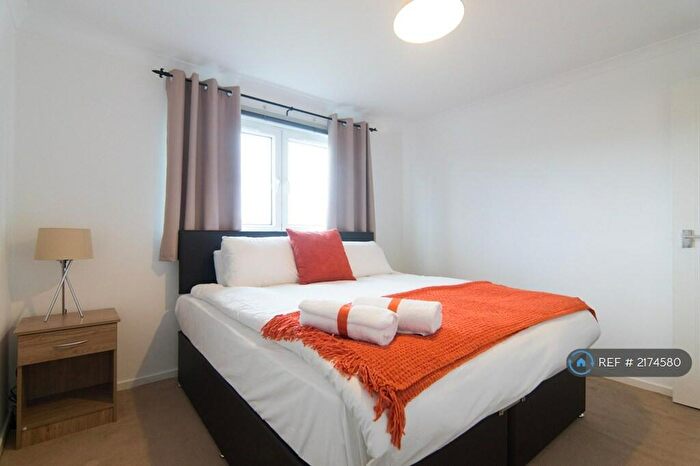 1 Bedroom Flat To Rent In Greer Quadrant, Clydebank, G81