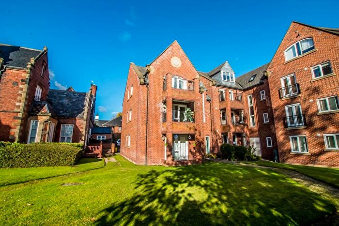 2 Bedroom Apartment For Sale In East Wing, Dame Margaret Hall, The Avenue, Washington, NE38