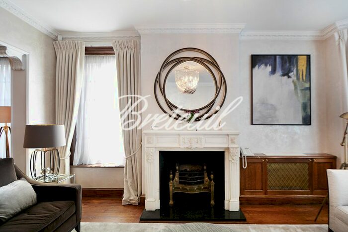 7 Bedroom End Of Terrace House To Rent In Upper Brook Street, London, W1K