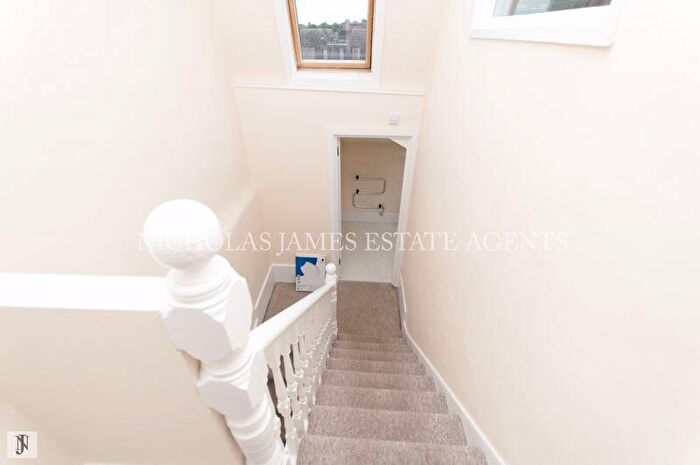 1 Bedroom Flat To Rent In Church Street, Enfield Town, EN2