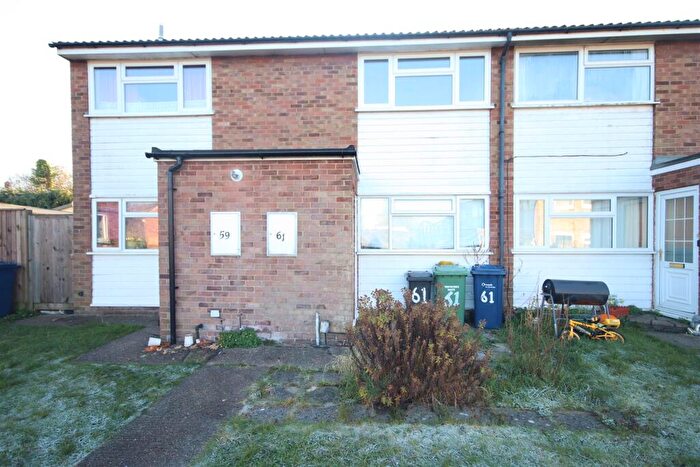 2 Bedroom Maisonette To Rent In Glenmere Close, Cambridge, CB1