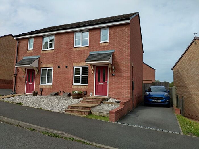3 Bedroom Semi-Detached House For Sale In Ryder Grove, Talke, Stoke-On-Trent, ST7