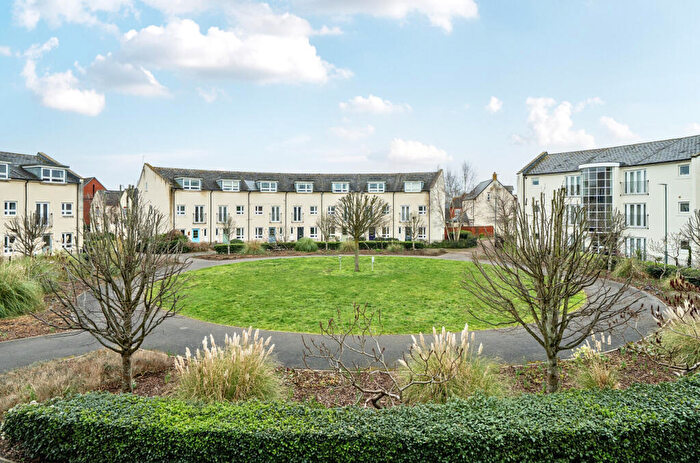 2 Bedroom Apartment For Sale In Victoria Circus, Tewkesbury, Gloucestershire, GL20