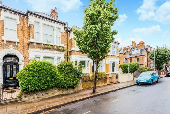 4 Bedroom Terraced House To Rent In Galveston Road, SW15