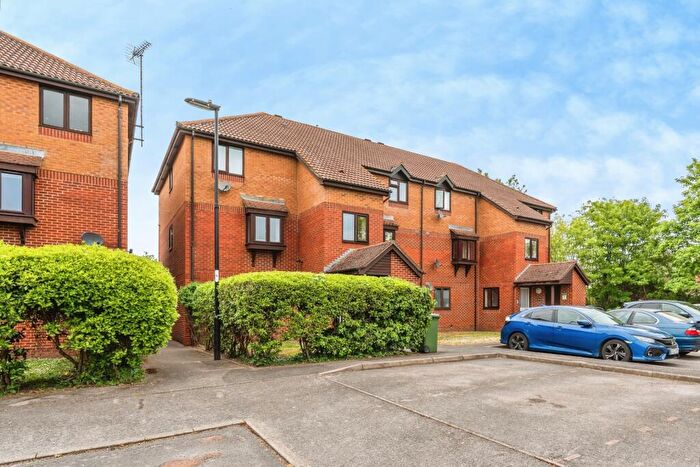 1 Bedroom Flat For Sale In Brunel Road, Redbridge, Southampton, SO15