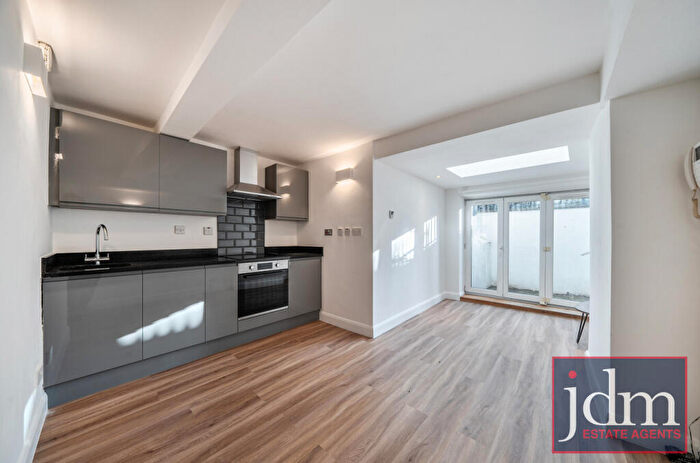 1 Bedroom Apartment To Rent In Lee High Road, London, SE12