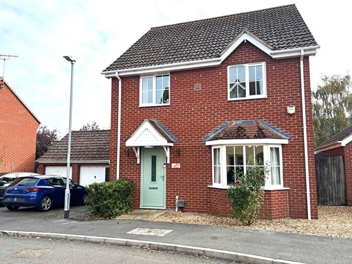 4 Bedroom Detached House For Sale In Gull Way, Chatteris, Cambs., PE16