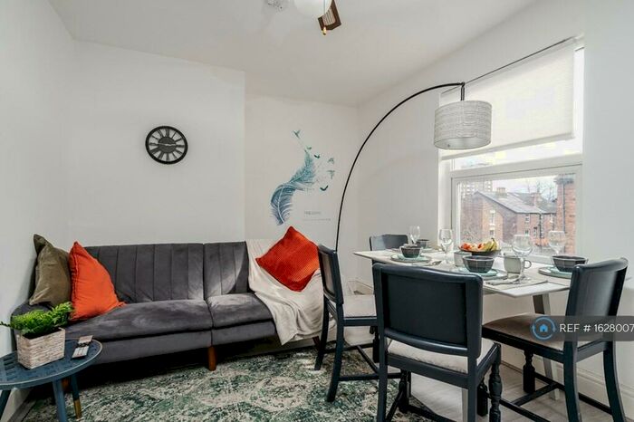 2 Bedroom Flat To Rent In Hartington Road, Toxteth, Liverpool, L8