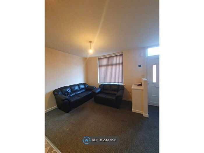 1 Bedroom Flat To Rent In Ashley Street, Salford, M6