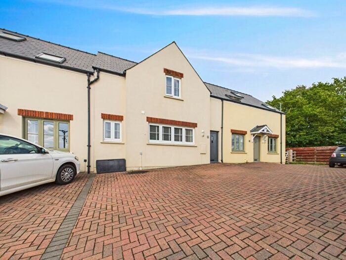 2 Bedroom Cottage For Sale In Boot & Shoe Close, Crundale, SA62