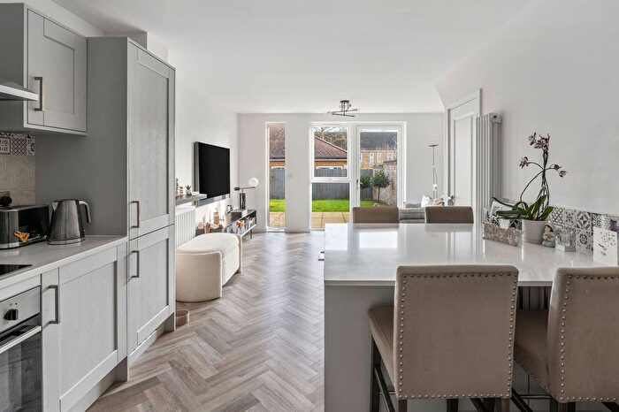 3 Bedroom Detached House For Sale In Peregrine Drive, Great Warley, Brentwood, CM13