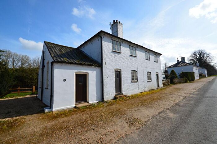 3 Bedroom Semi Detached House To Rent In Houghton, PE31