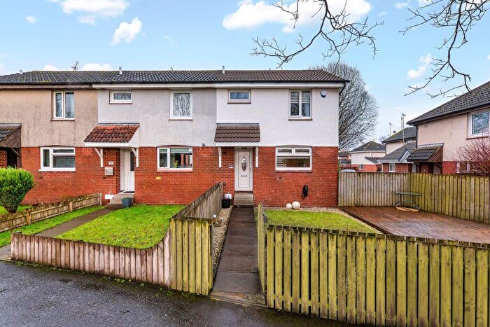 2 Bedroom End Of Terrace House For Sale In Auchinleck Gardens, Glasgow, G33