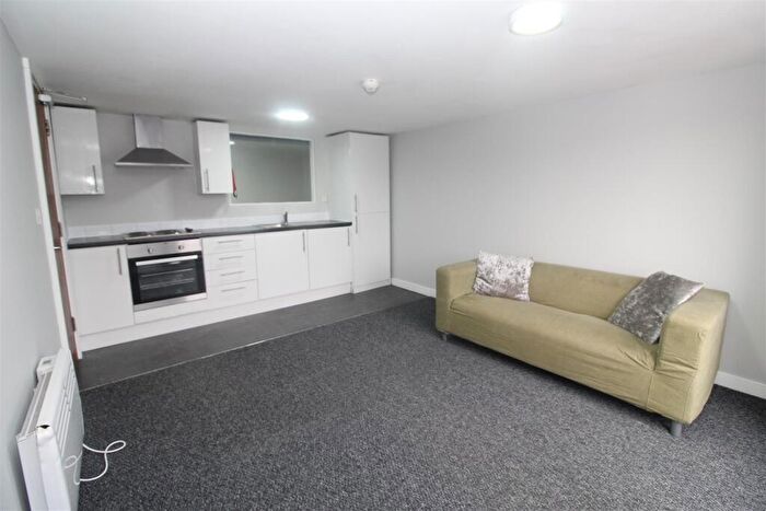2 Bedroom Flat To Rent In Lower Cathedral Road, Riverside, Cardiff, CF11