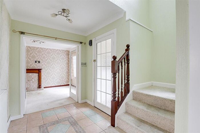 3 Bedroom Detached House For Sale In Woodthorpe Drive, Woodthorpe, NG5