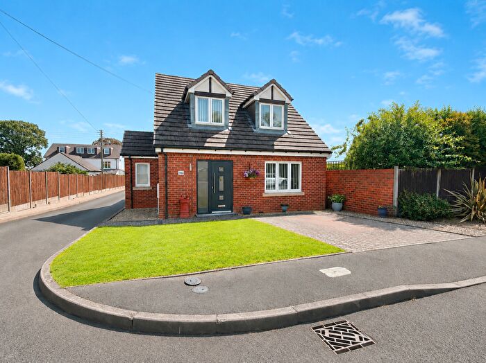 3 Bedroom Detached House For Sale In Alcester Road, Hollywood, B47